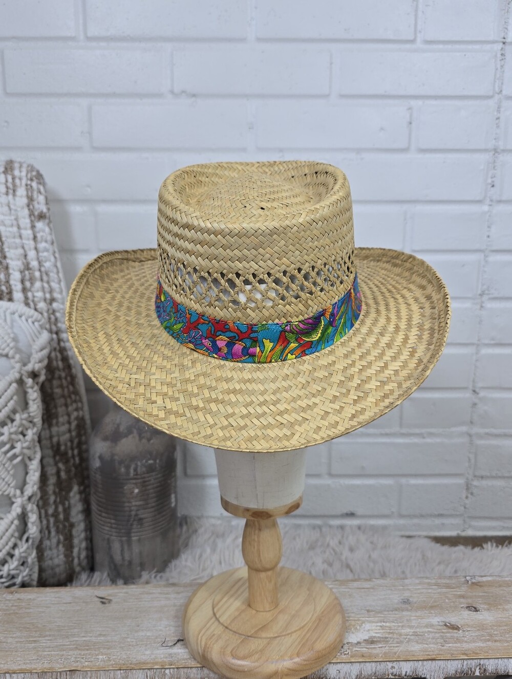 Vintage Summer Club Gambler Straw Sun Hat with Colorful Tropical Band Medium - Picture 4 of 10